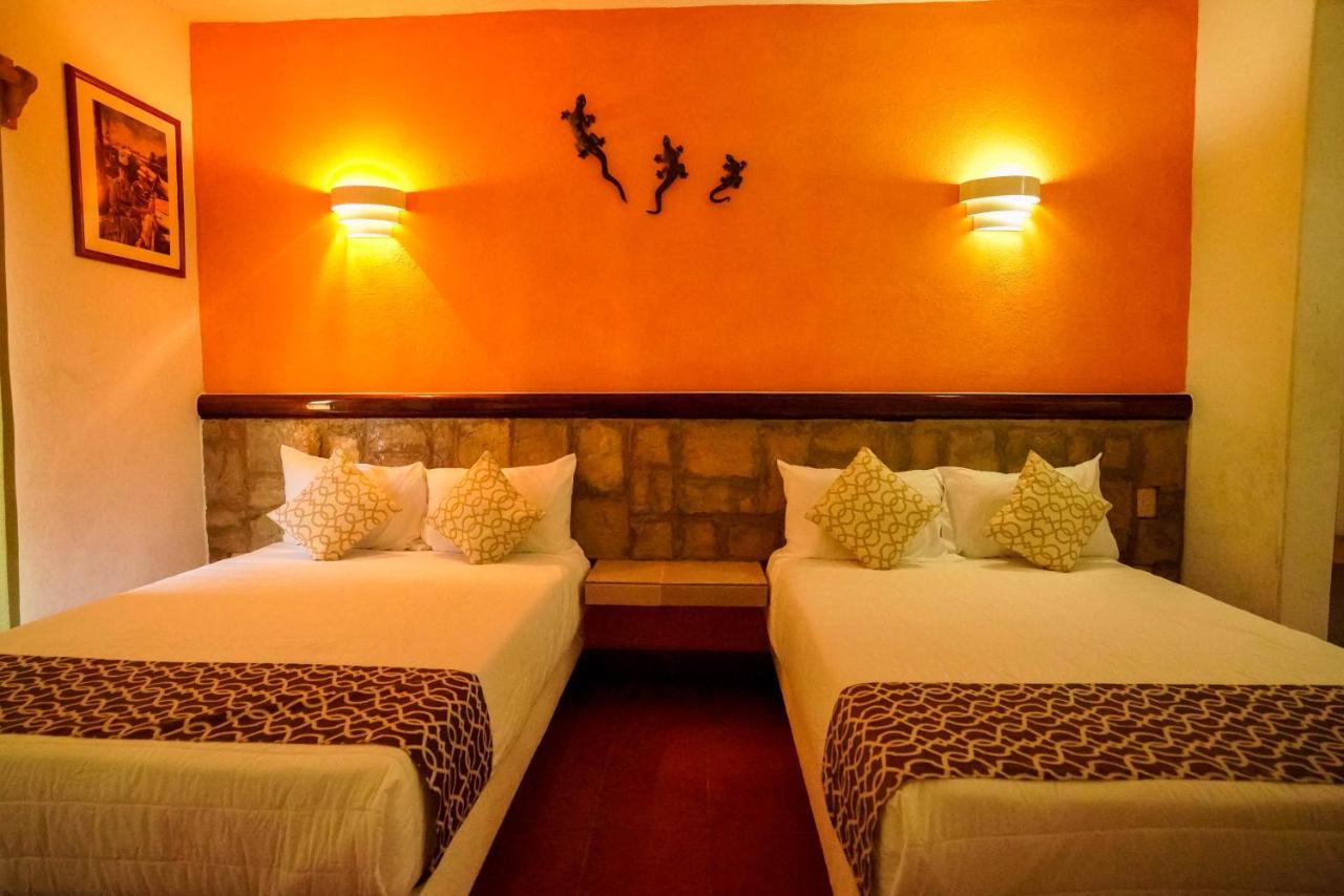 Hotel Casa Arena Zihuatanejo Eksteriør billede